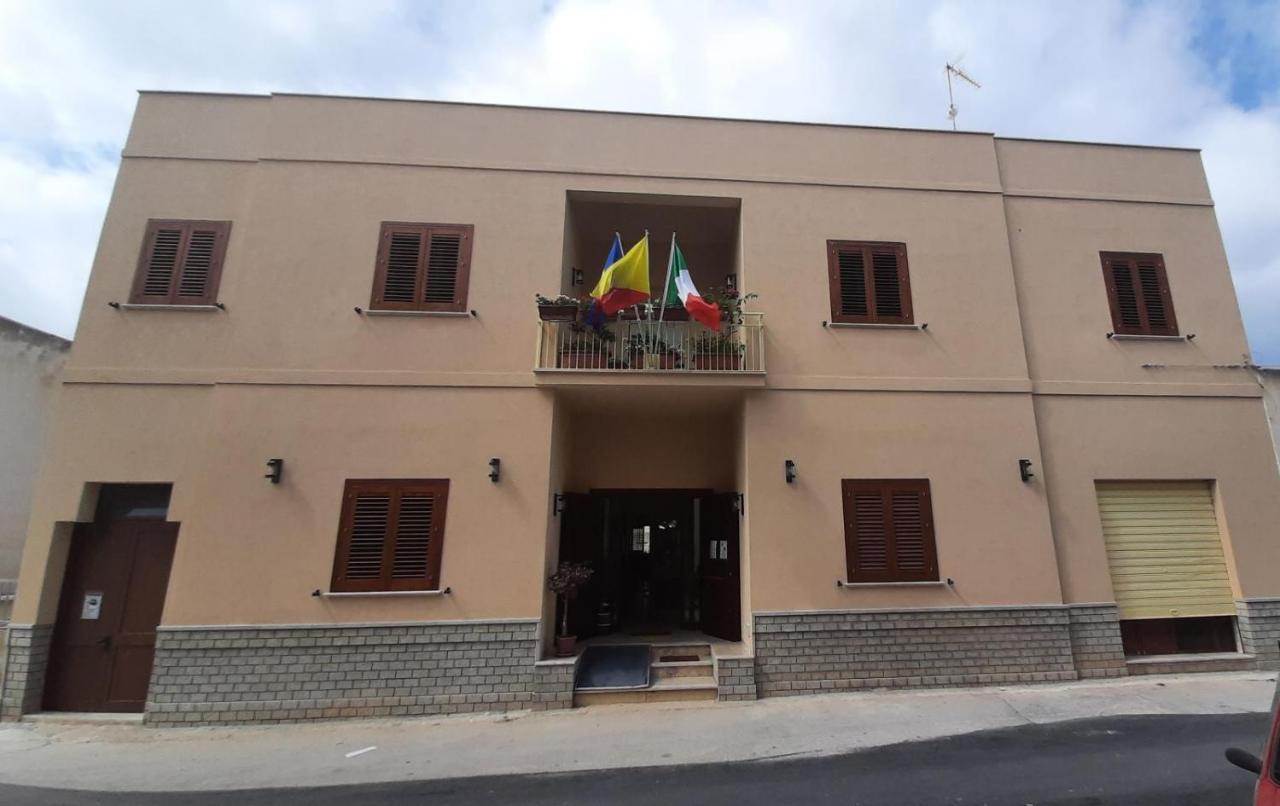 Albergo Bouganville Ilha de Ilha de Favignana Exterior foto